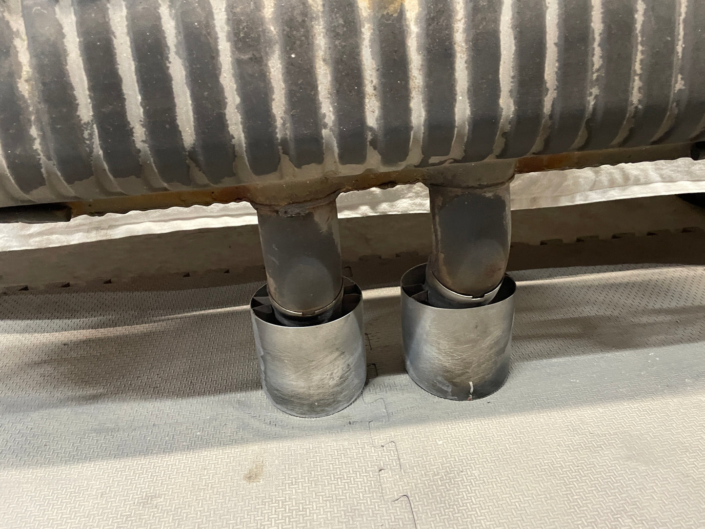 2014 Cadillac CTS-V Coupe Factory OEM Exhaust Muffler Tips