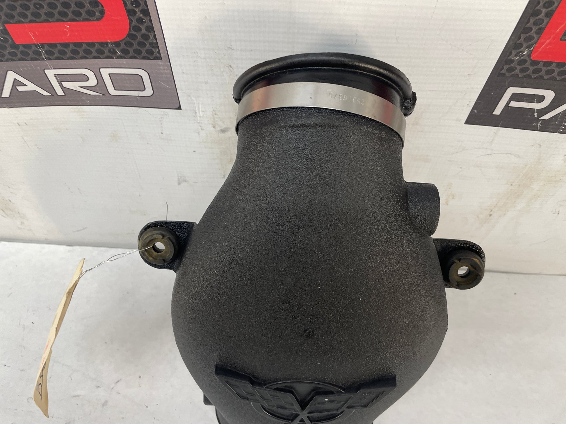2004 Chevy C5 Corvette Air Cleaner Intake Bridge Duct OEM - Day's Parts Yard