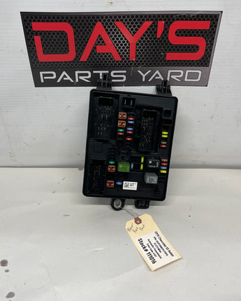 2015 Chevy SS Sedan Rear Fuse Box Relay Panel OEM