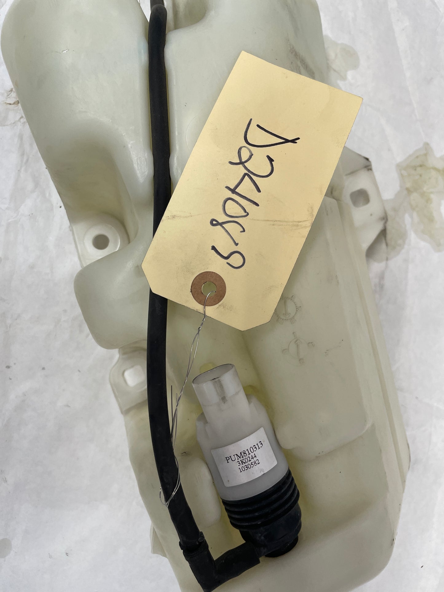 2010 Chevy Camaro SS Windshield Wiper Washer Reservoir Tank Bottle OEM - Day's Parts Yard