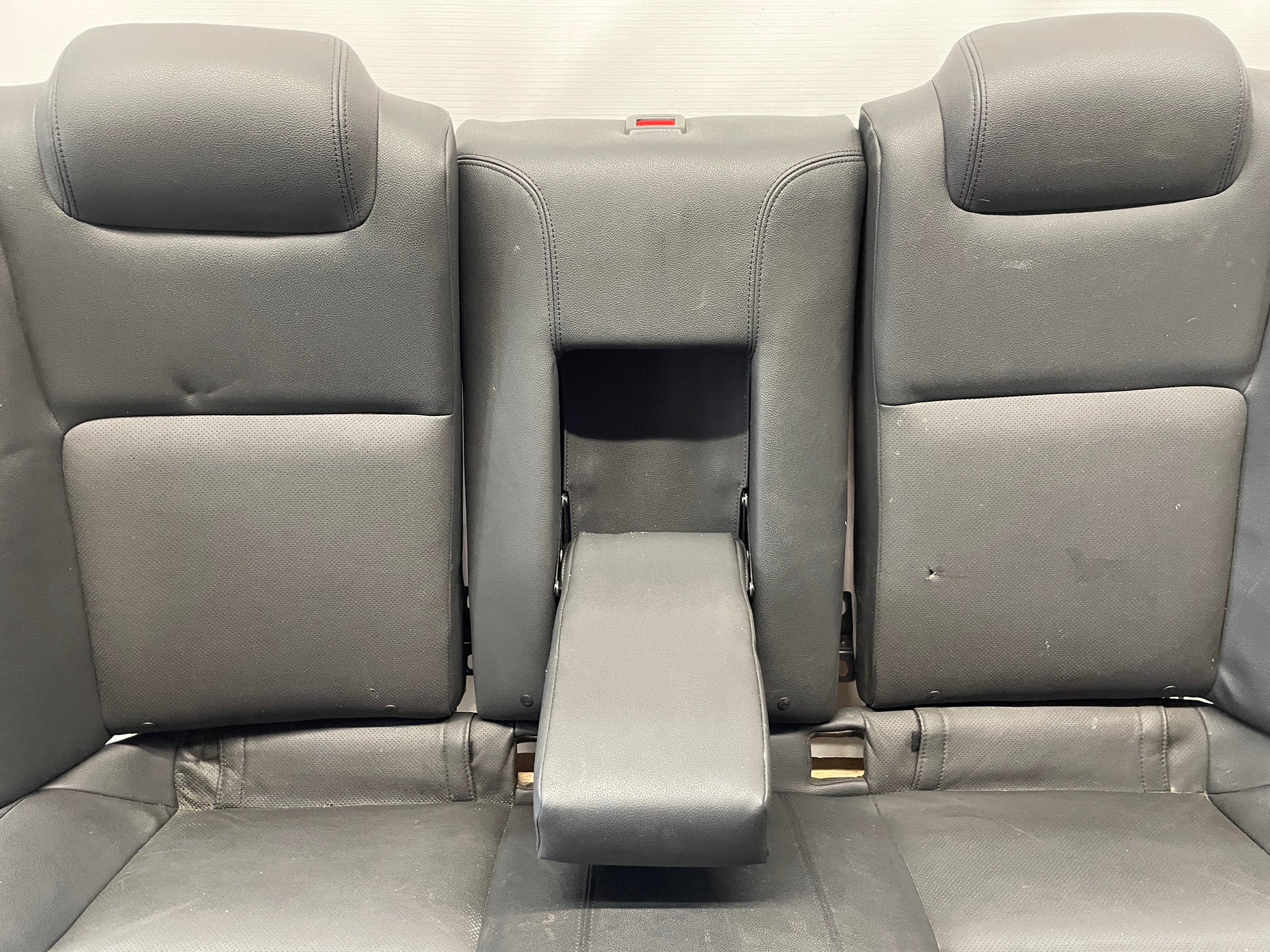 2009 Pontiac G8 Base Seats Front and Rears Black Leather OEM - Day's Parts Yard