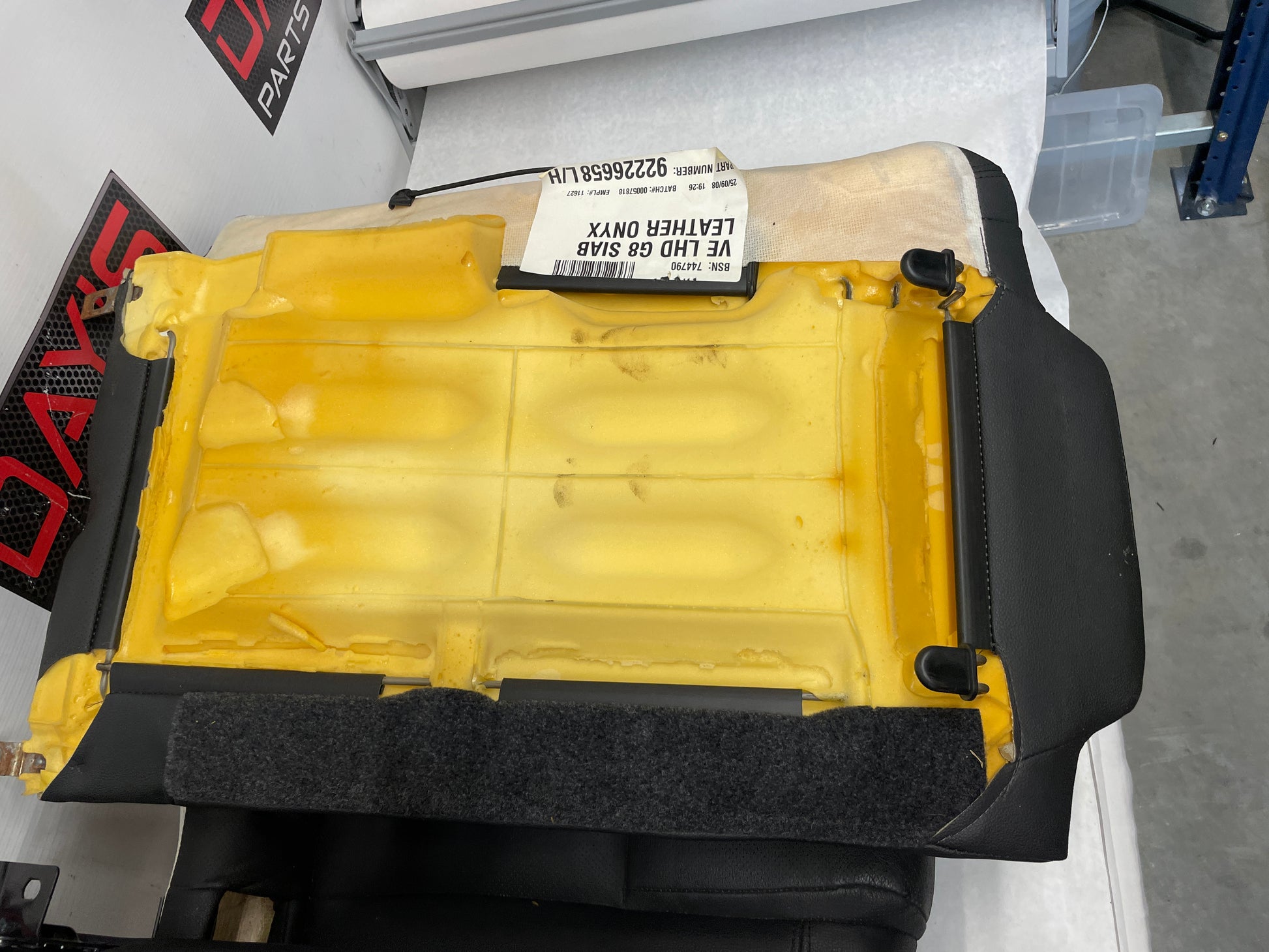 2009 Pontiac G8 Base Seats Front and Rears Black Leather OEM - Day's Parts Yard