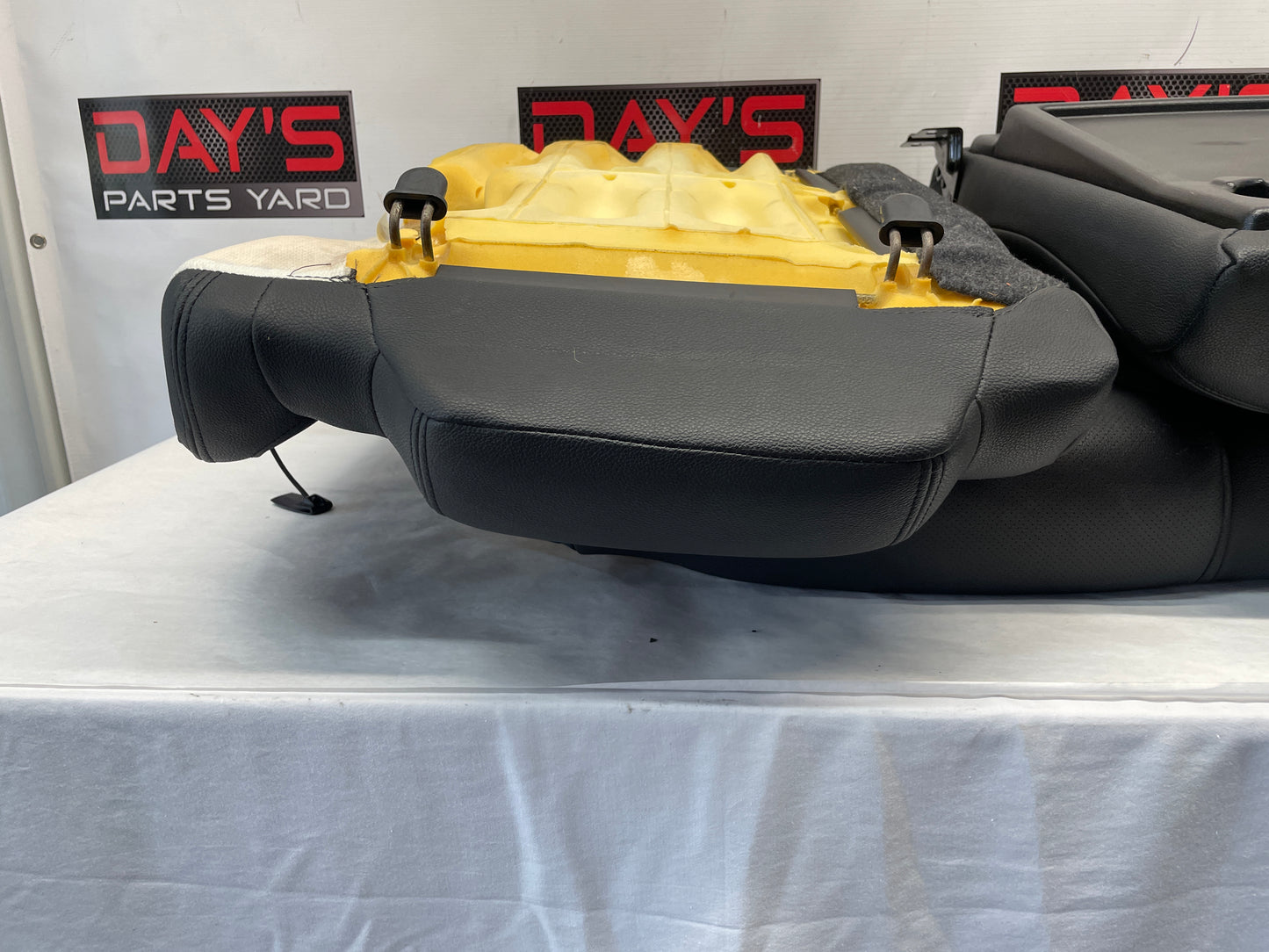 2009 Pontiac G8 Base Seats Front and Rears Black Leather OEM - Day's Parts Yard