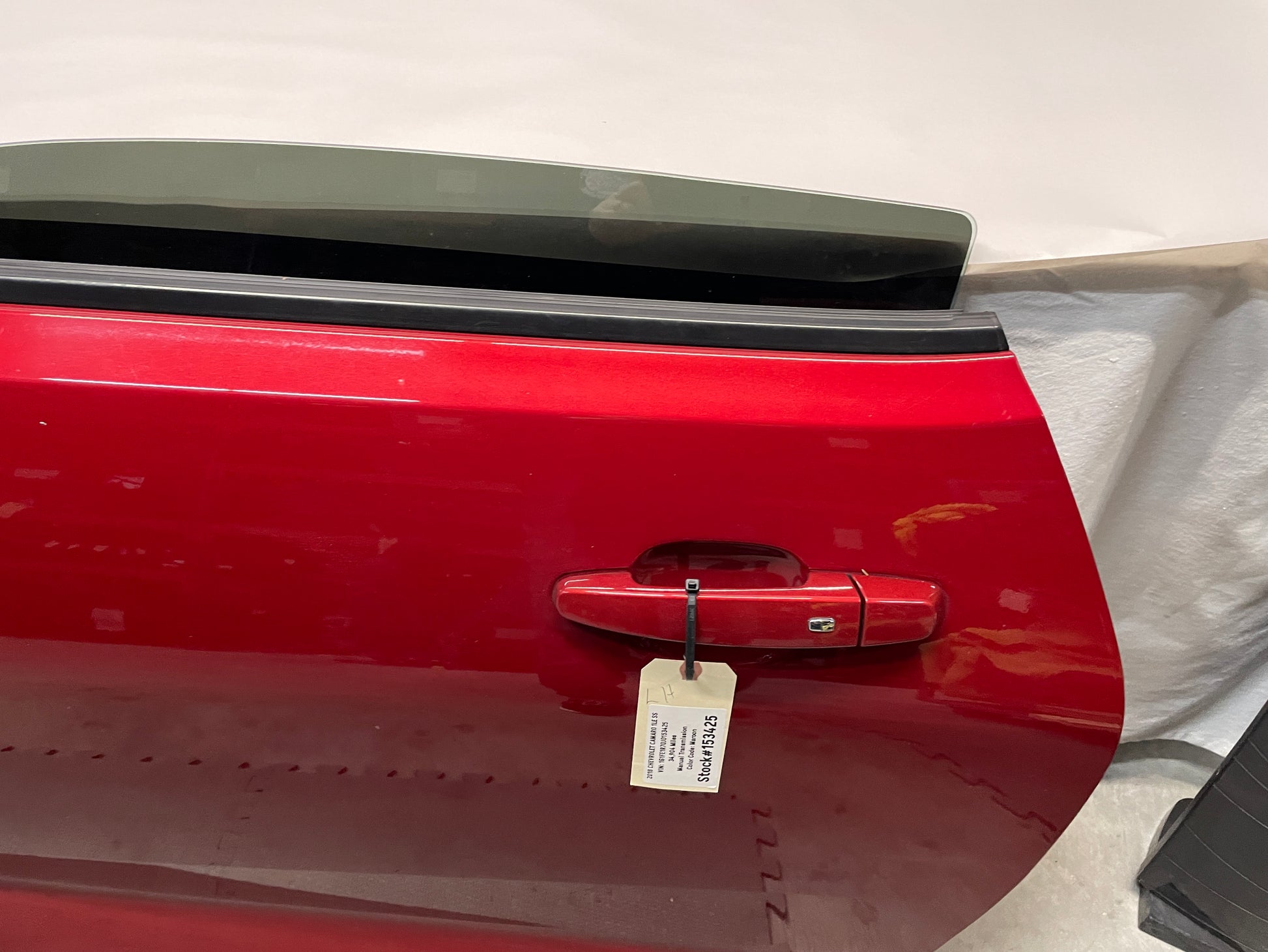 2018 Chevy Camaro 1LE SS LH Driver Exterior Door w/ Glass OEM - Day's Parts Yard