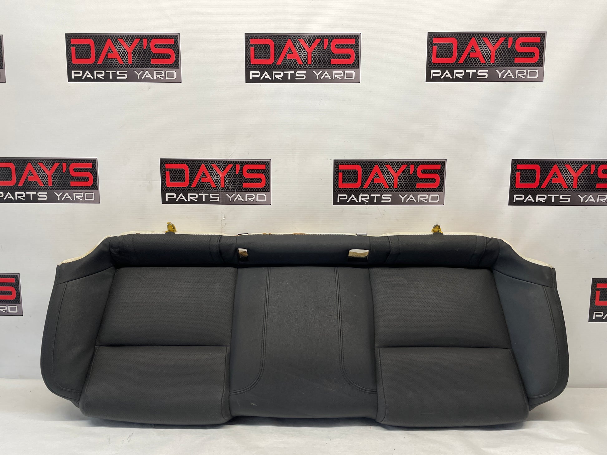 2009 Pontiac G8 Base Seats Front and Rears Black Leather OEM - Day's Parts Yard