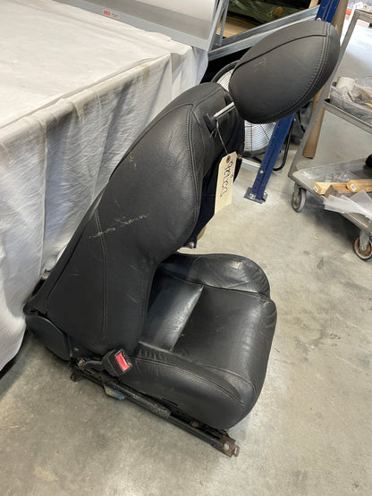 2005 Pontiac GTO Front Seats Black Leather OEM - Day's Parts Yard