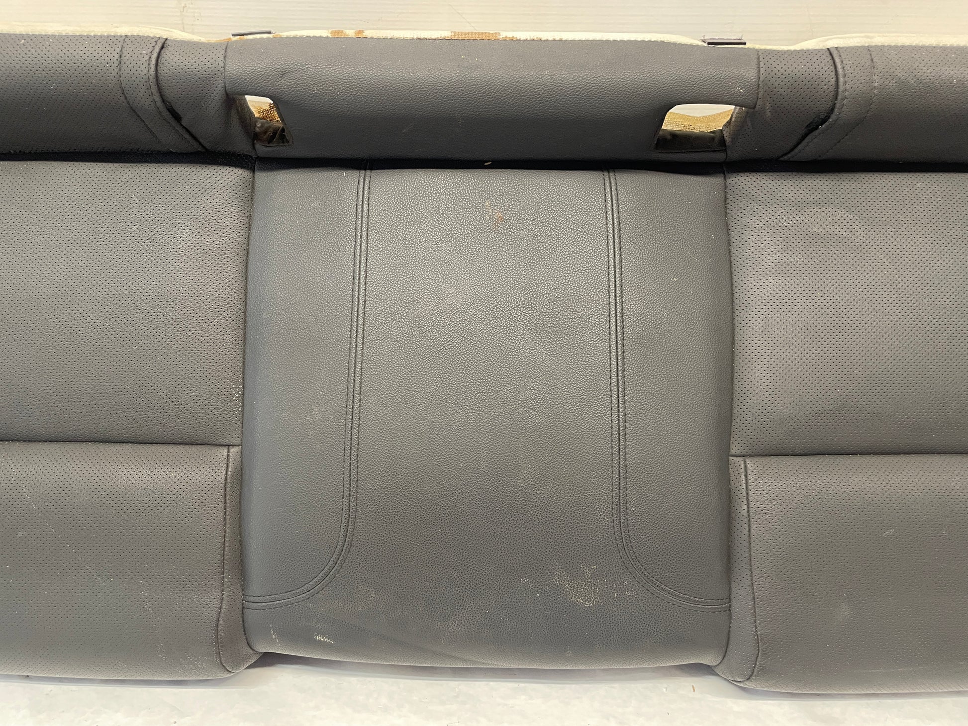 2009 Pontiac G8 Base Seats Front and Rears Black Leather OEM - Day's Parts Yard