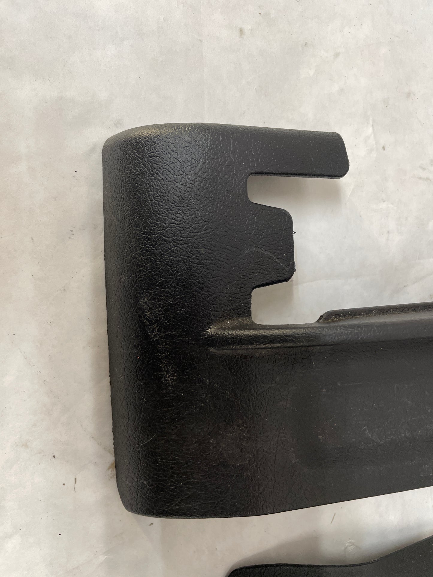 2005 Pontiac GTO Complete LH Driver 4pc Front Seat Rail Frame Trim Cover Set OEM