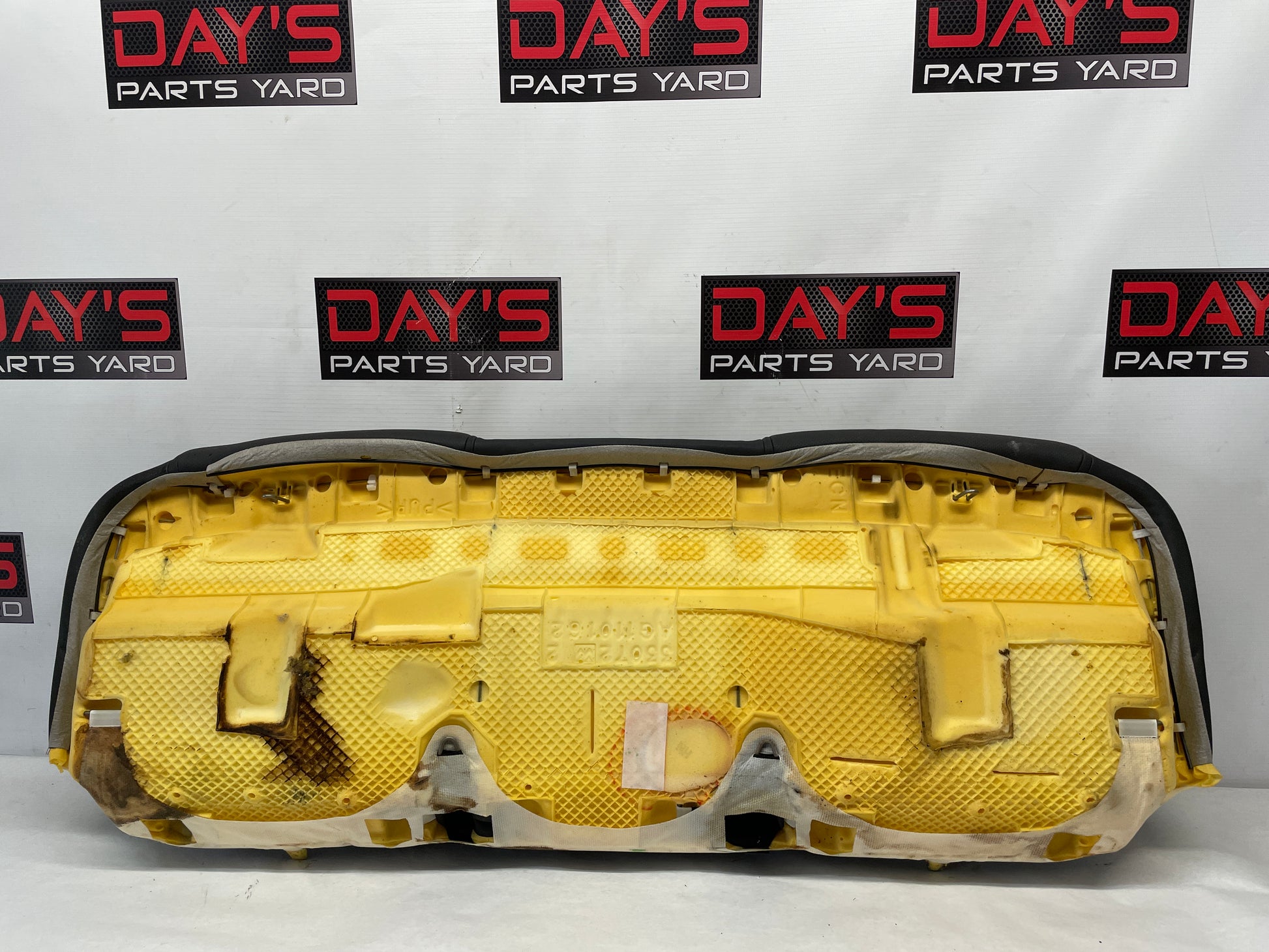 2009 Pontiac G8 Base Seats Front and Rears Black Leather OEM - Day's Parts Yard