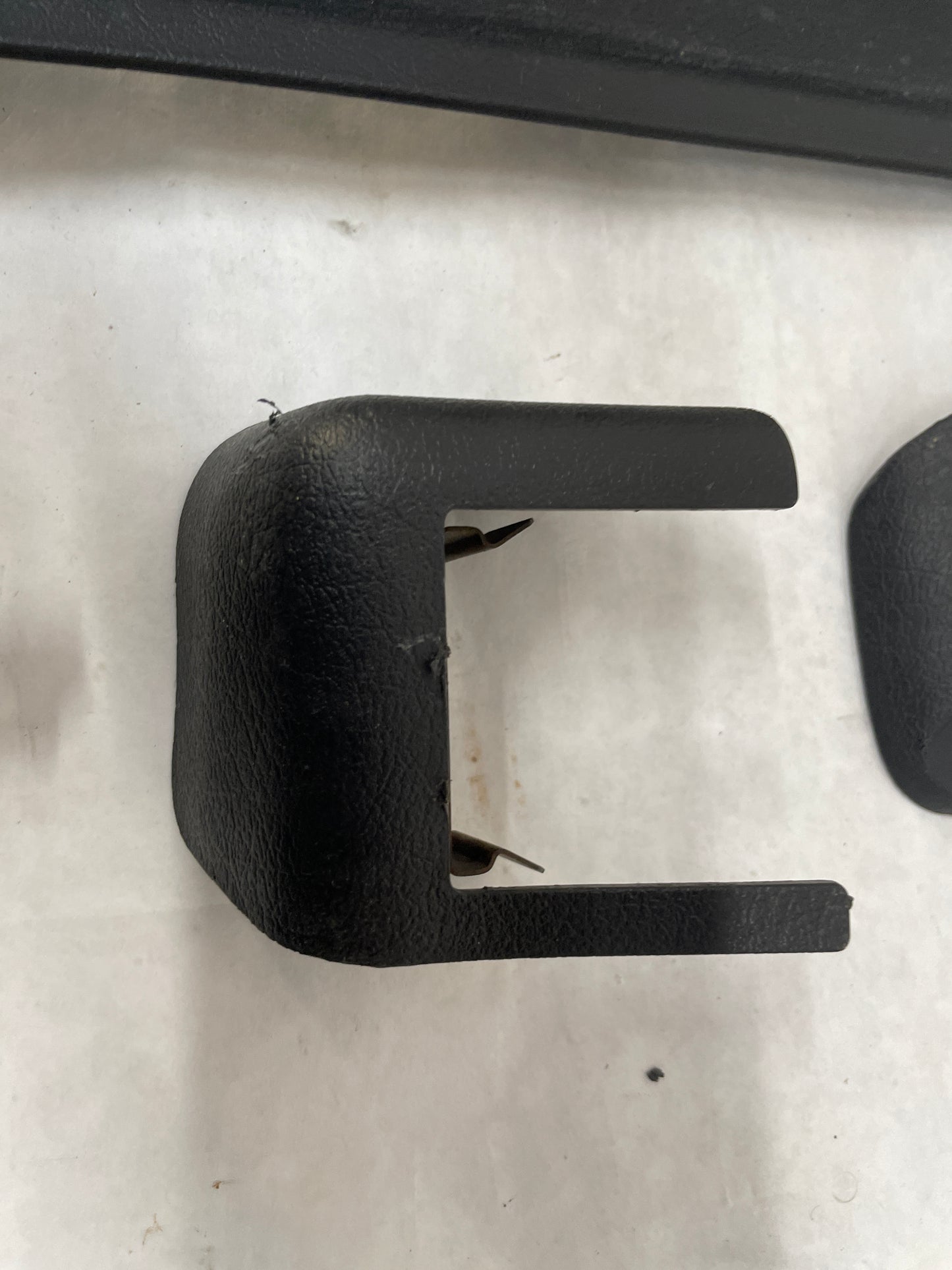 2005 Pontiac GTO Complete LH Driver 4pc Front Seat Rail Frame Trim Cover Set OEM