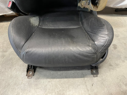 2005 Pontiac GTO Front Seats Black Leather OEM - Day's Parts Yard
