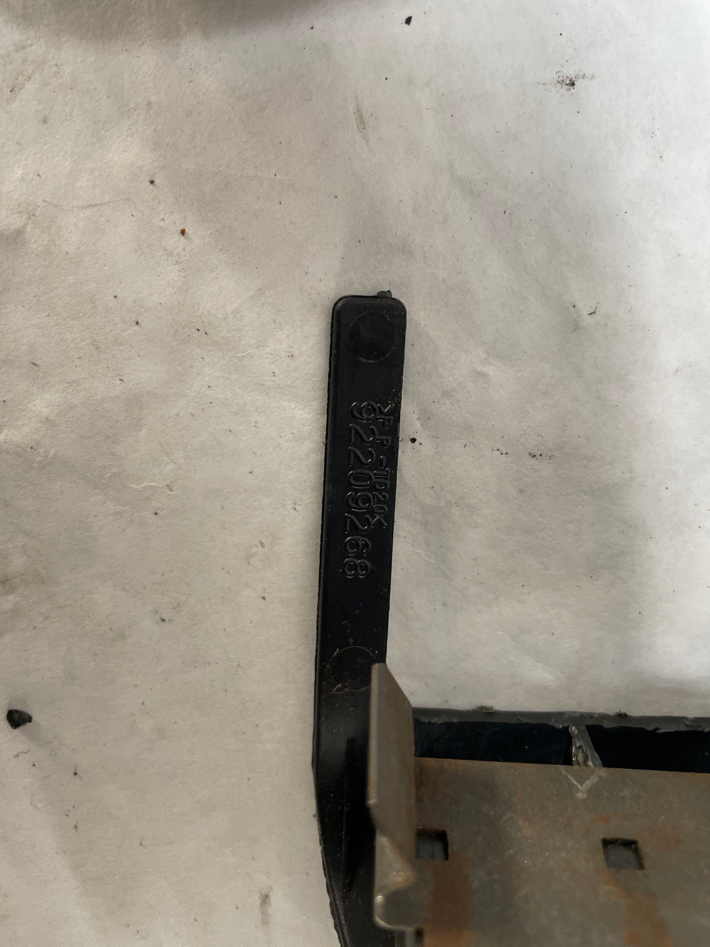 2005 Pontiac GTO Complete LH Driver 4pc Front Seat Rail Frame Trim Cover Set OEM