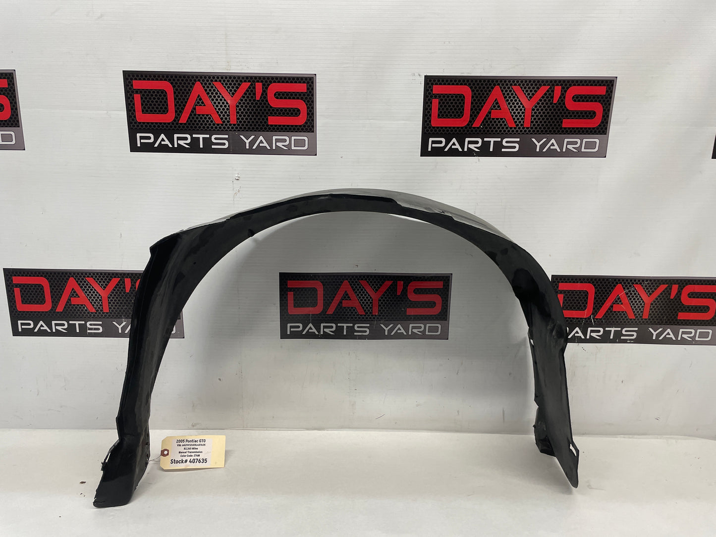 2005 Pontiac GTO LH Driver Front Fender Wheel House Well Liner OEM