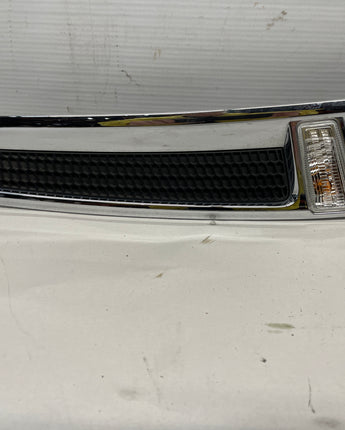 2015 Chevy SS Sedan RH & LH Fender Marker Lights OEM