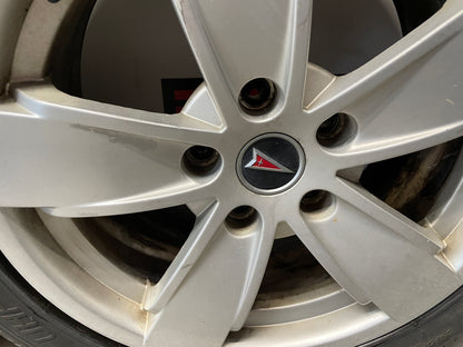 2005 Pontiac GTO Factory OEM Wheel & Tire Set Vezda UHP Kenda 17X8 - Day's Parts Yard