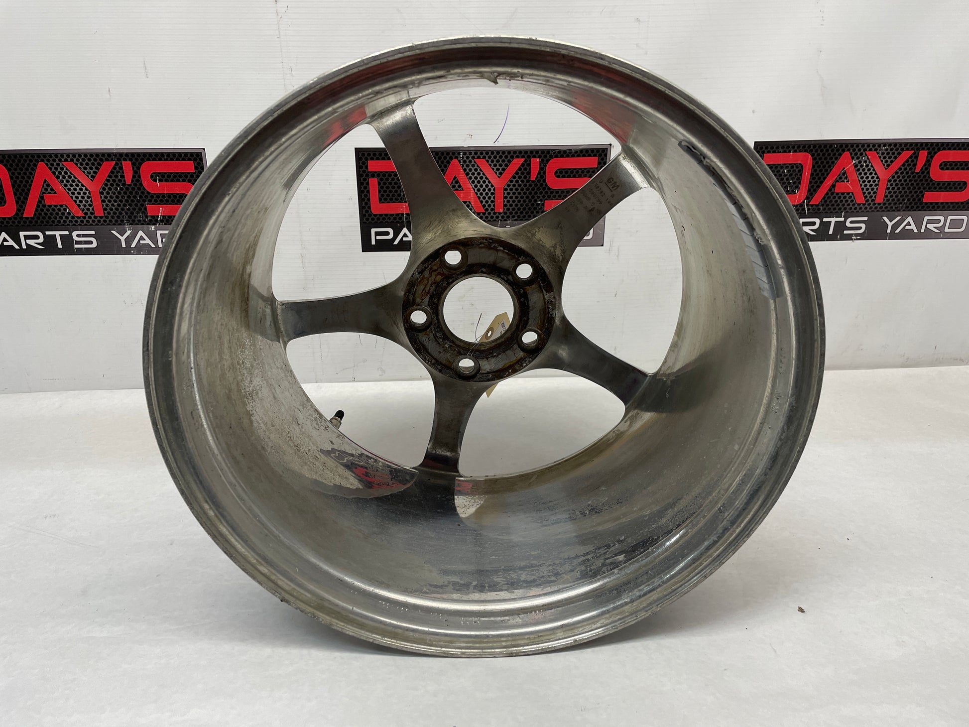 2001 Chevy C5 Corvette Rear Polished Wheel 19X9.5 - Day's Parts Yard