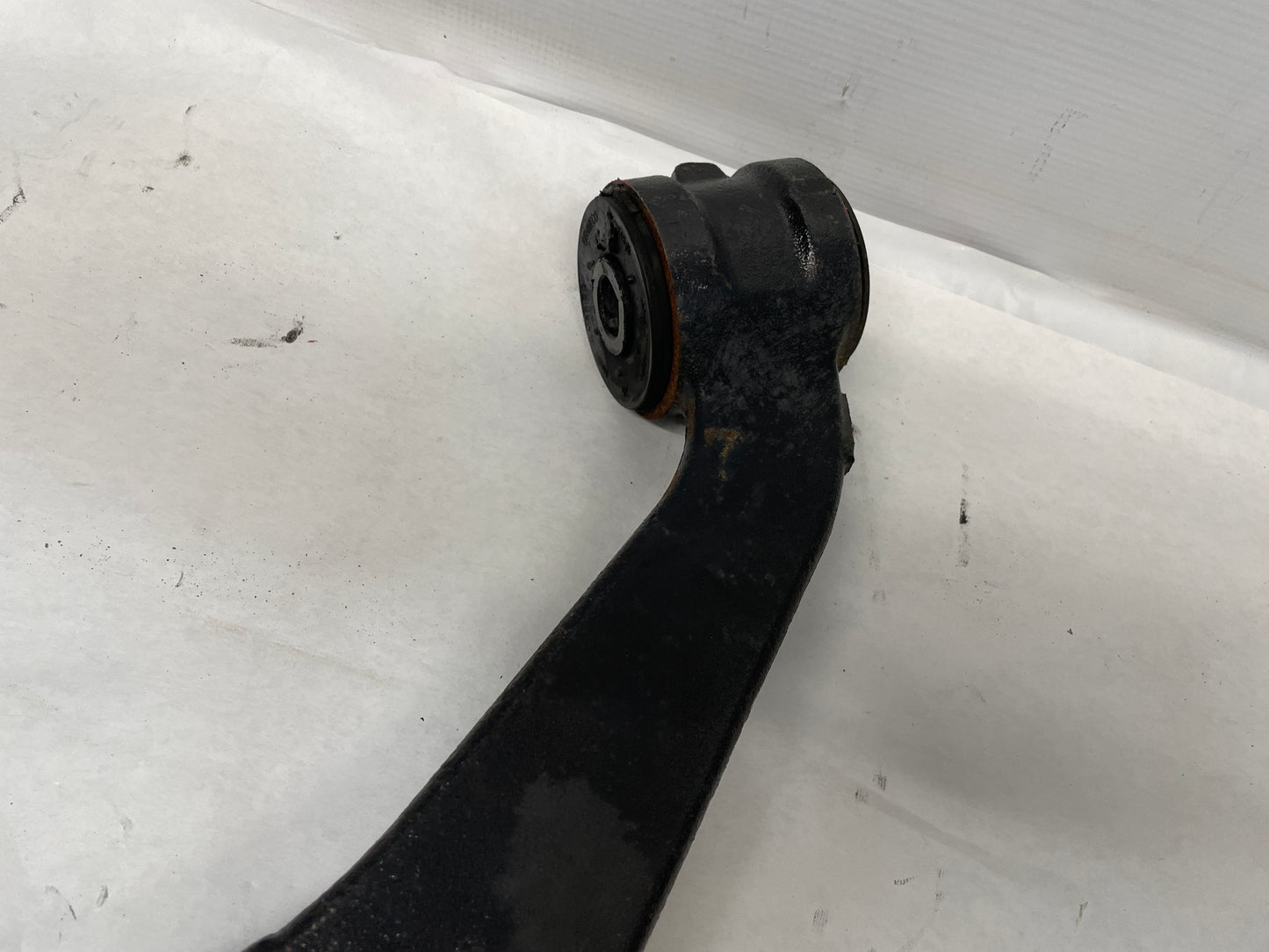 2022 GMC Sierra C2500 RH Passenger Front Lower Control Arm OEM - Day's Parts Yard