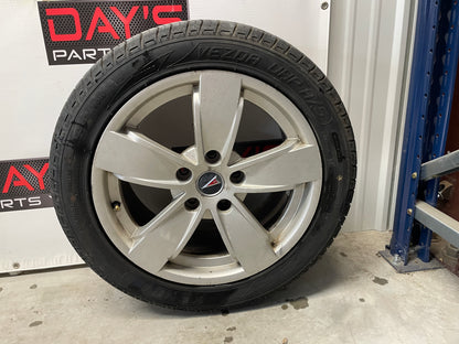 2005 Pontiac GTO Factory OEM Wheel & Tire Set Vezda UHP Kenda 17X8 - Day's Parts Yard