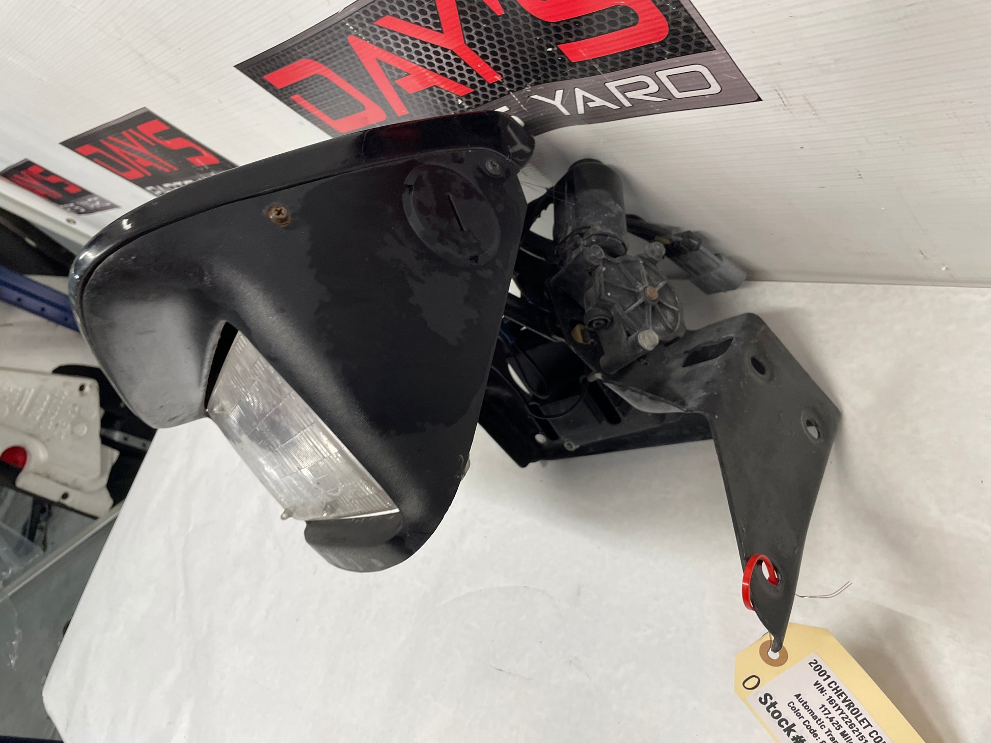 2001 Chevy C5 Corvette RH Passenger Pop Up Headlight Head Light Lamp Assembly OEM - Day's Parts Yard