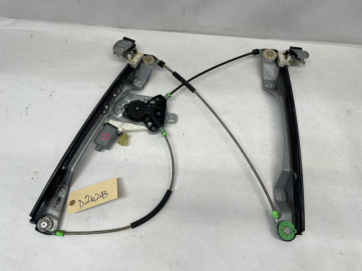2009 Pontiac G8 Base LH Driver Front Door Window Regulator Motor OEM - Day's Parts Yard