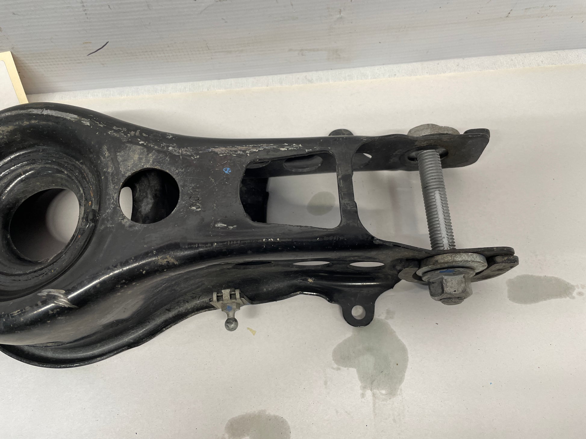 2018 Chevy Camaro 1LE SS LH Driver Rear Suspension Lower Control Arm Spring OEM - Day's Parts Yard