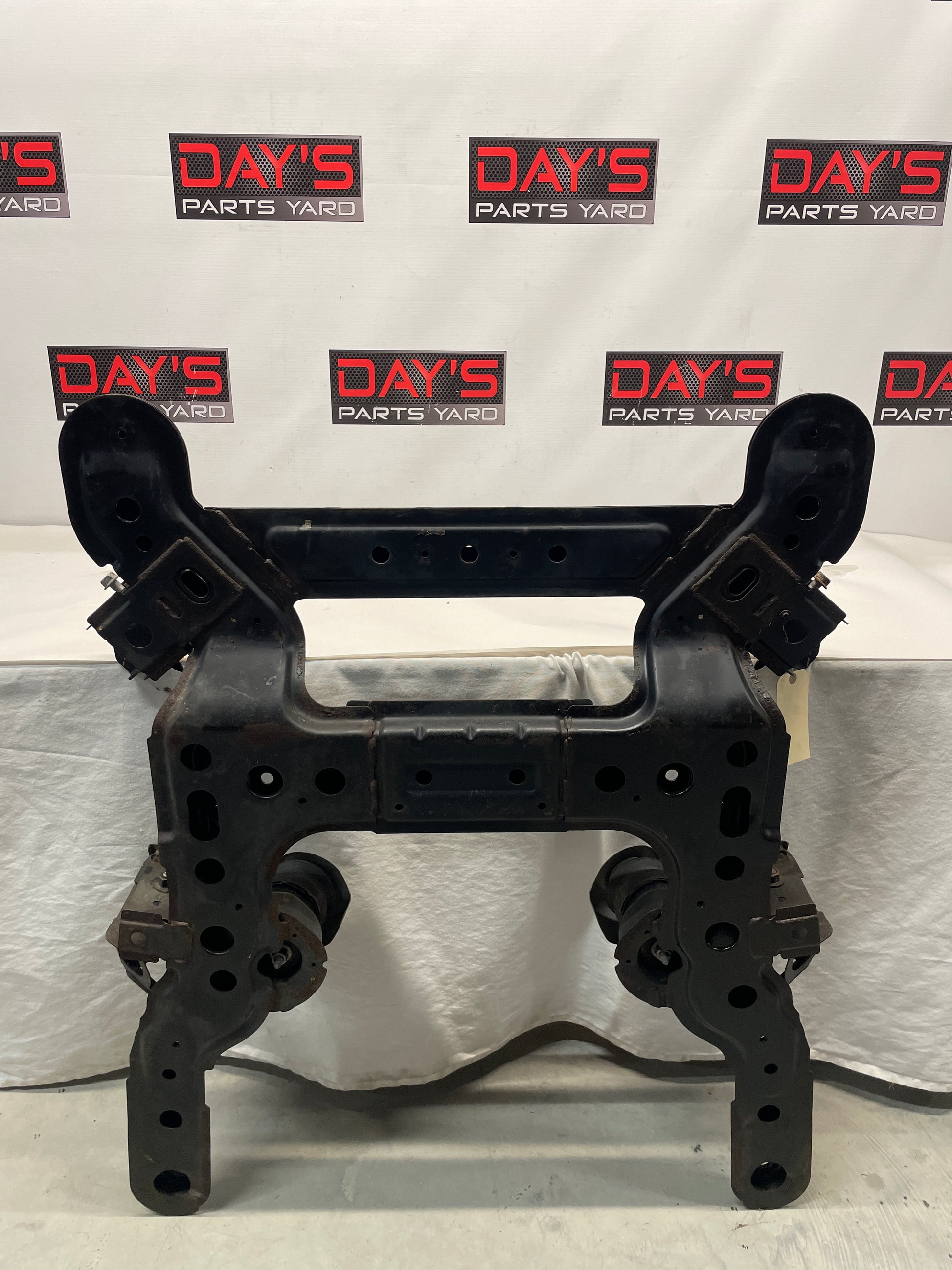 2009 Pontiac G8 GT Front Cradle Cross K Member Sub Frame OEM - Day's Parts Yard