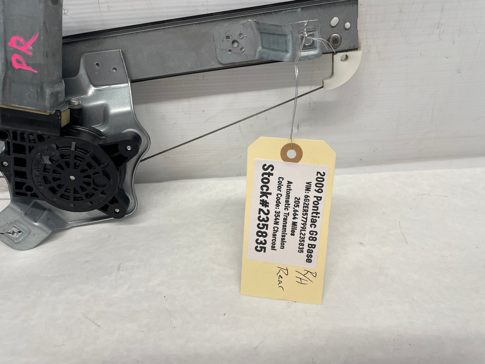 2009 Pontiac G8 Base RH Passenger Rear Window Regulator Motor OEM - Day's Parts Yard