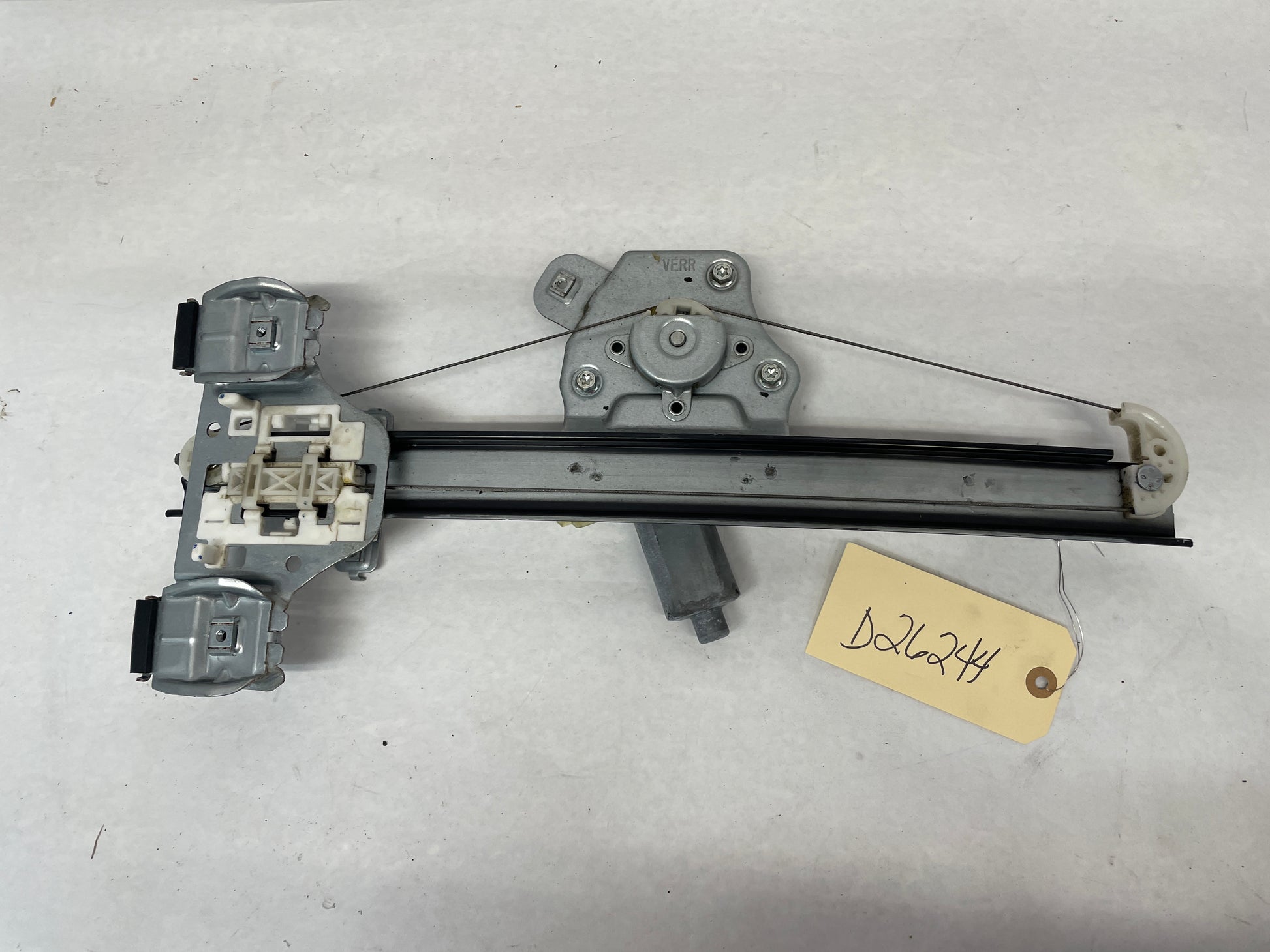 2009 Pontiac G8 Base RH Passenger Rear Window Regulator Motor OEM - Day's Parts Yard