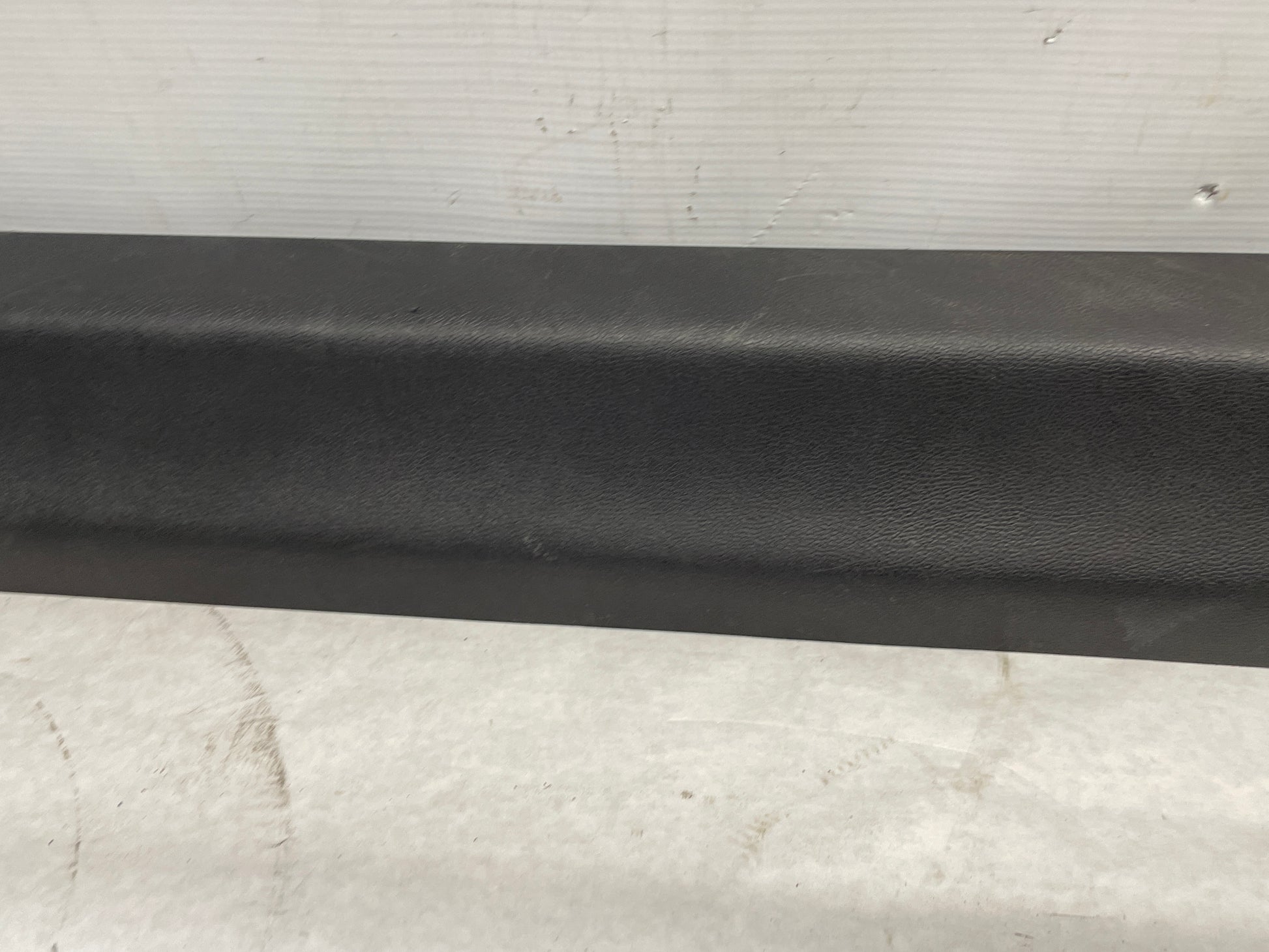 2012 Chevy Camaro ZL1 RH & LH Door Seal Scuff Plate OEM - Day's Parts Yard