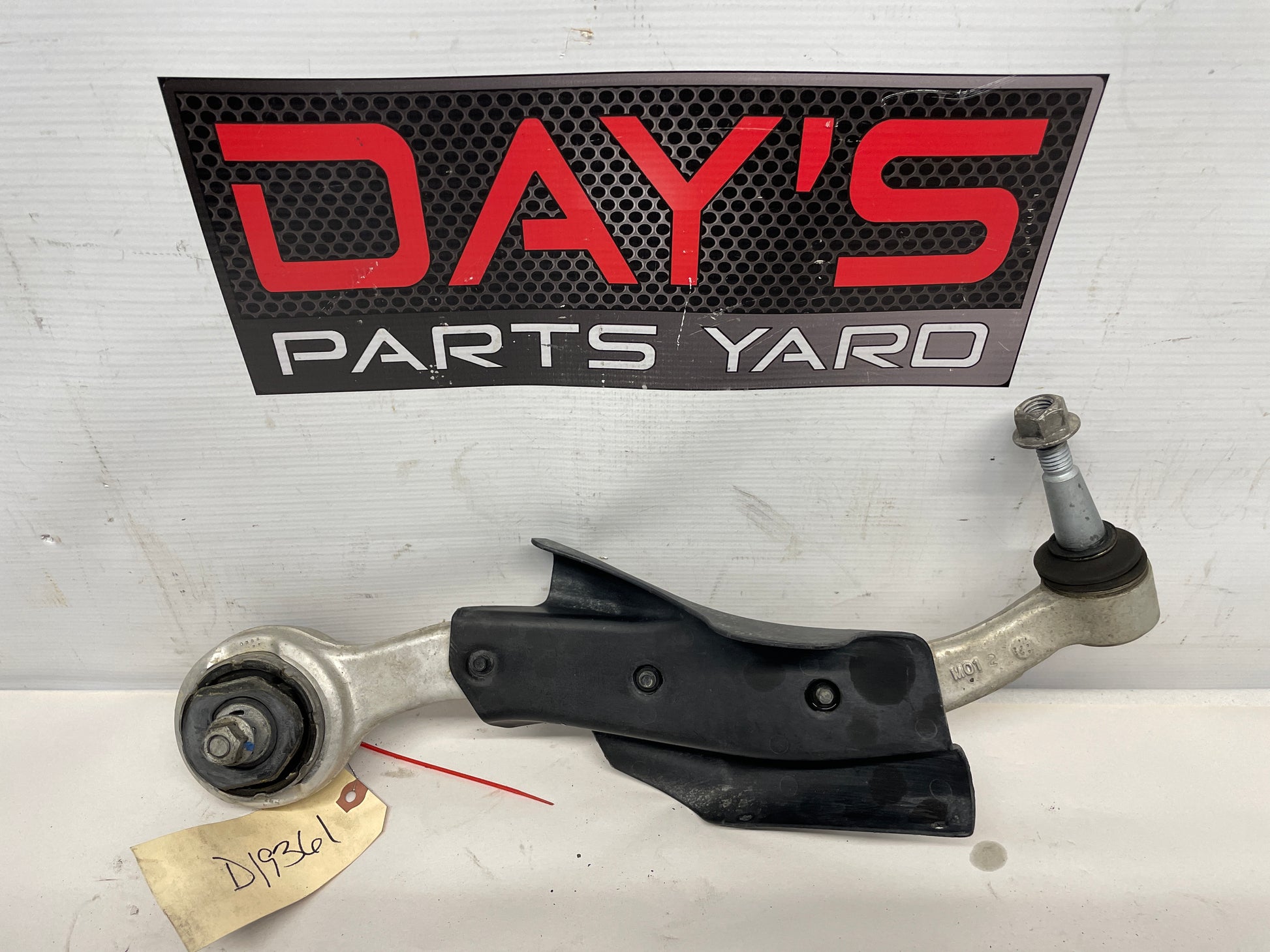 2018 Chevy Camaro 1LE SS RH Passenger Front Lower Control Arm OEM - Day's Parts Yard