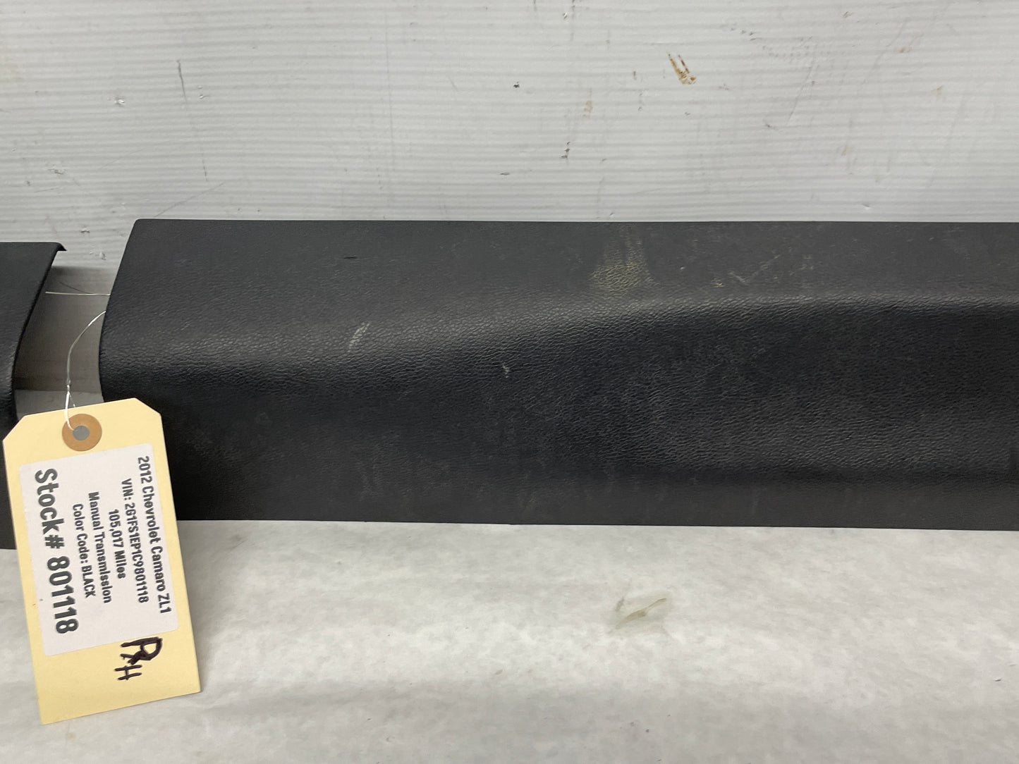 2012 Chevy Camaro ZL1 RH & LH Door Seal Scuff Plate OEM - Day's Parts Yard
