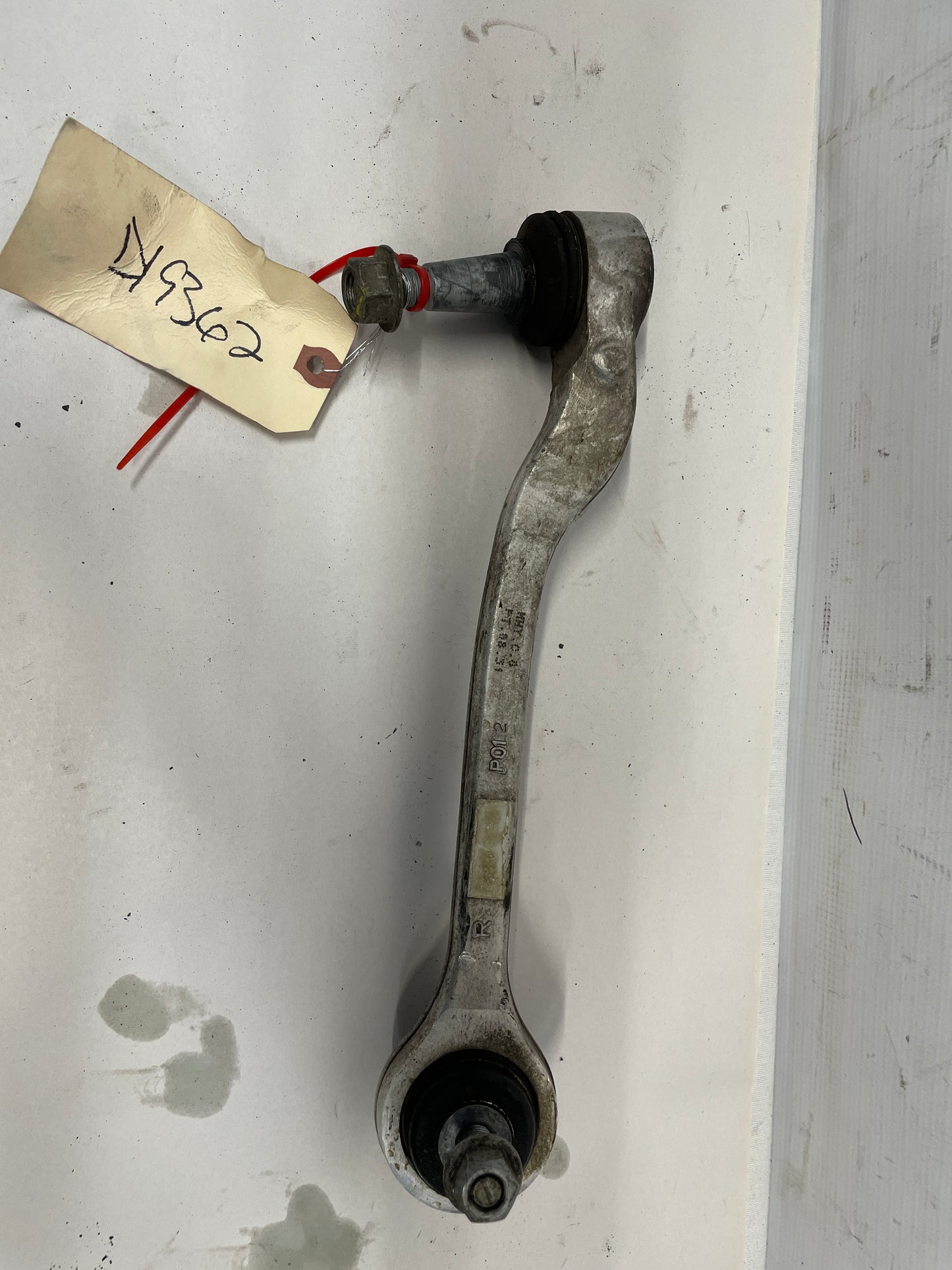 2018 Chevy Camaro 1LE SS RH Passenger Front Rearward Lower Control Arm OEM - Day's Parts Yard