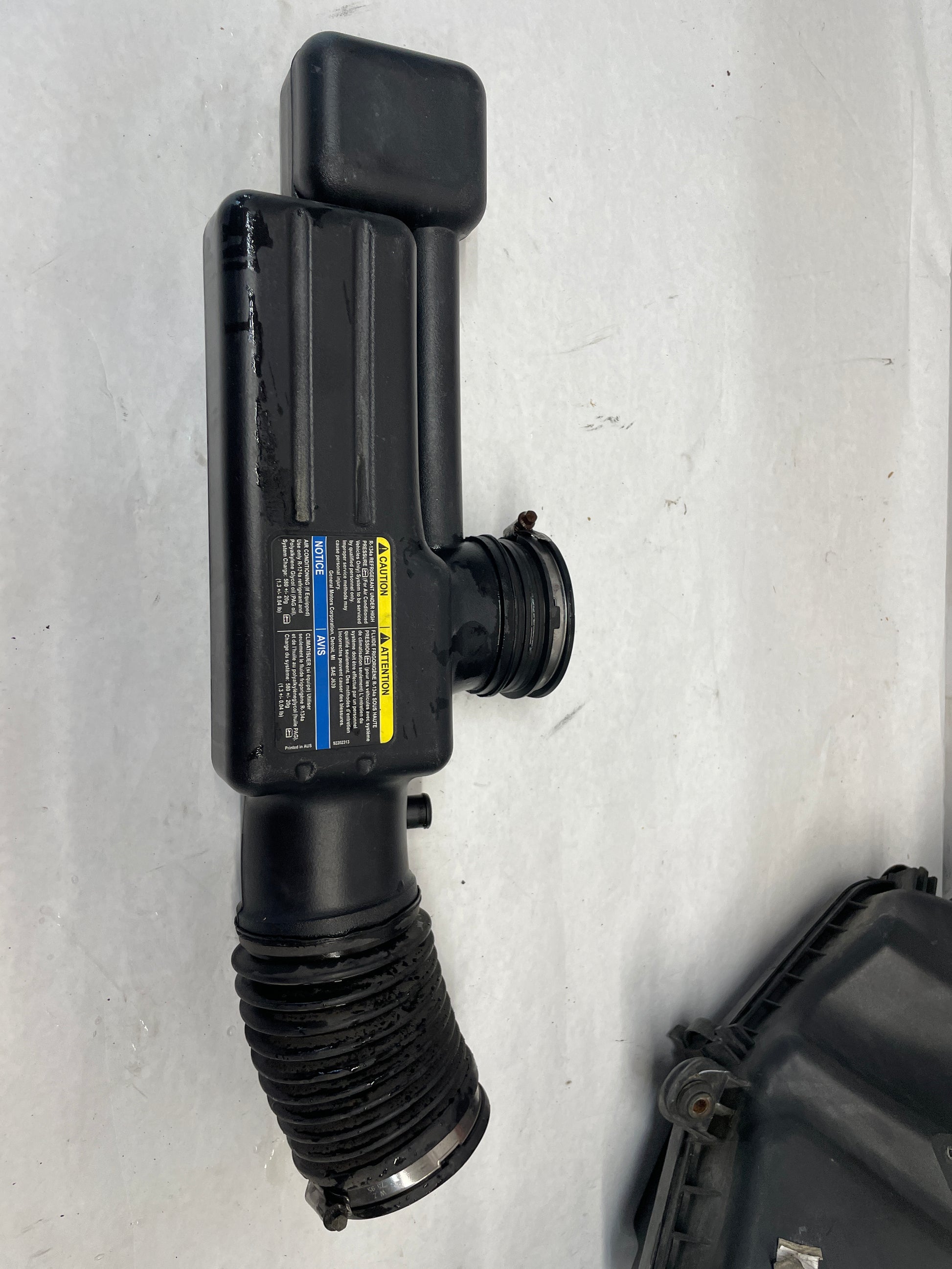 2009 Pontiac G8 Base Factory OEM Air Intake Assembly - Day's Parts Yard