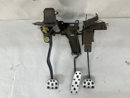 2004 Pontiac GTO Manual Transmission Pedal Assembly OEM - Day's Parts Yard