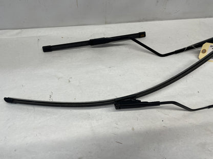 2017 Chevy SS Sedan RH & LH Windshield Wiper Arms Set OEM - Day's Parts Yard