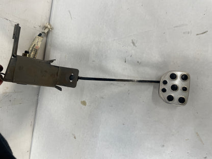 2004 Pontiac GTO Manual Transmission Pedal Assembly OEM - Day's Parts Yard