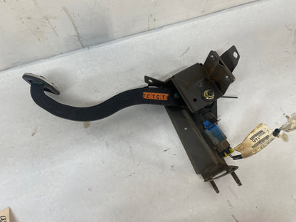2004 Pontiac GTO Manual Transmission Pedal Assembly OEM - Day's Parts Yard