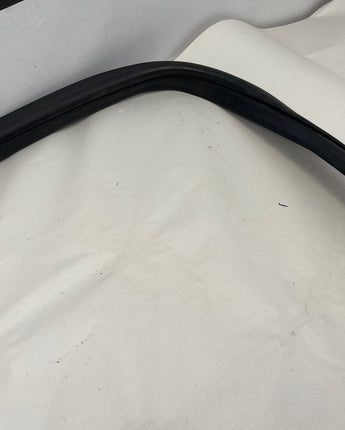 2009 Pontiac G8 GT LH Driver Rear Door Weather Strip Rubber Seal OEM