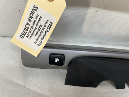 2005 Pontiac GTO Instrument Speedometer Gauge Cluster Bezel Trim Panel OEM