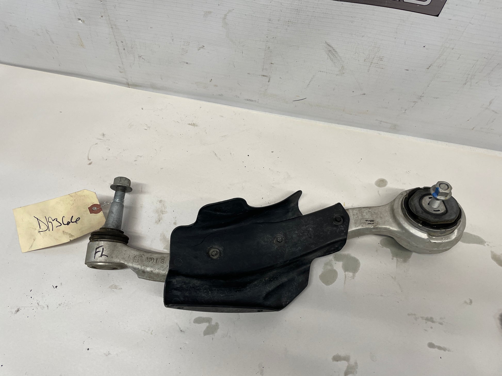 2018 Chevy Camaro 1LE SS LH Driver Front Lower Control Arm OEM - Day's Parts Yard