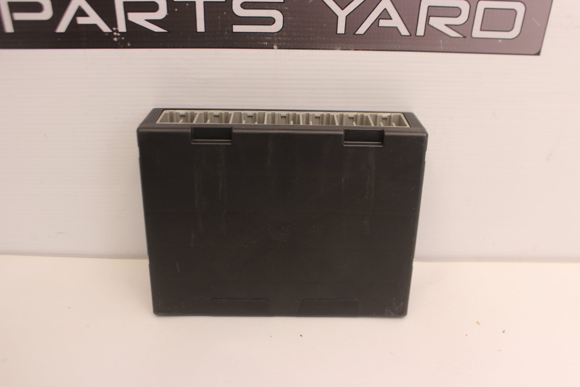 2015 Chevy SS Sedan Theft Lock Keyless Entry Module OEM - Day's Parts Yard