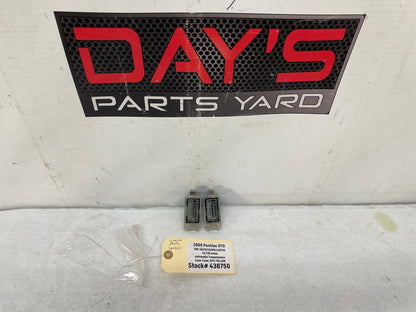 2005 Pontiac GTO License Plate Tag Light Lamp Set OEM