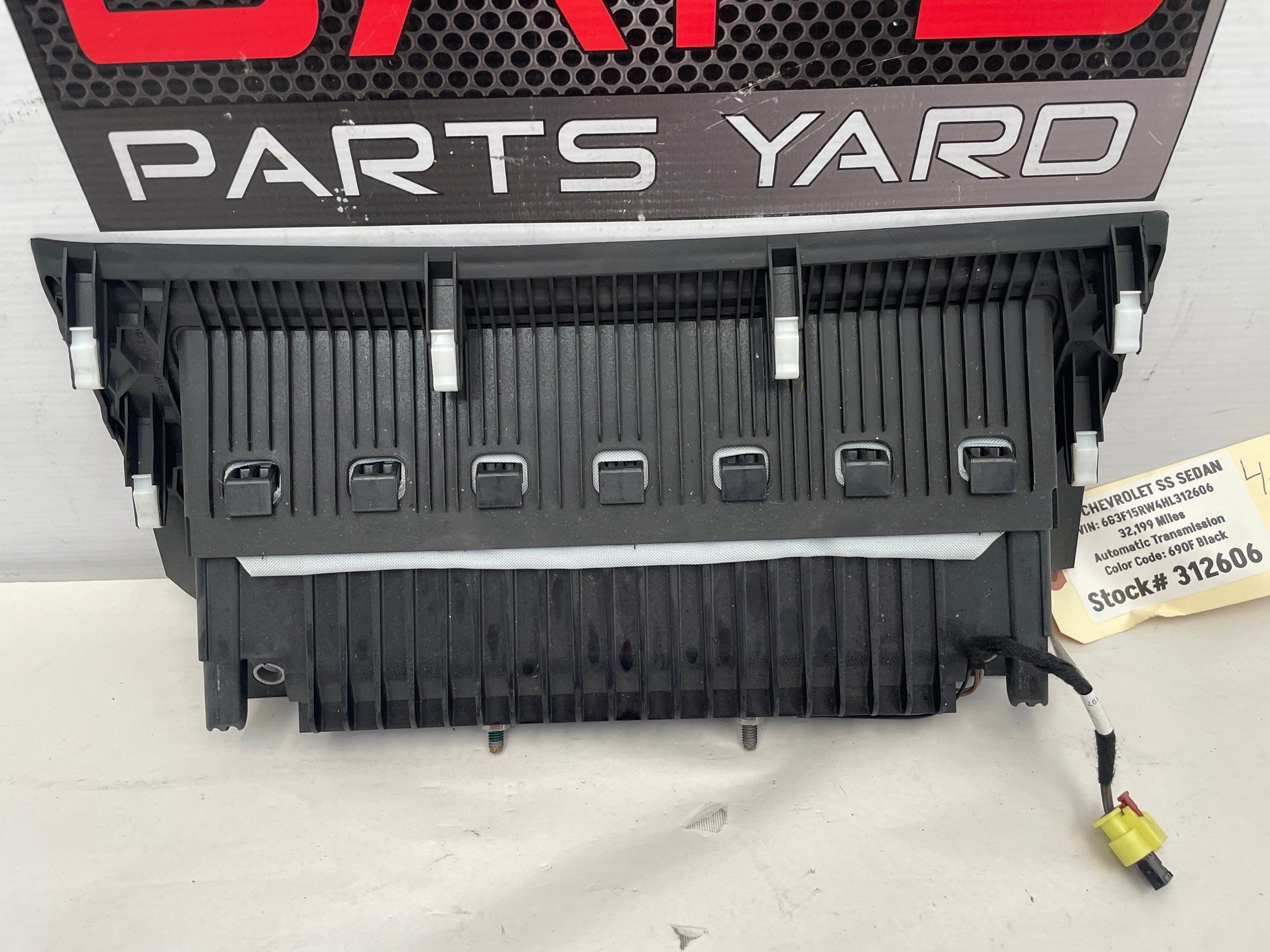 2017 Chevy SS Sedan LH Driver Knee Dash Airbag Air Bag OEM - Day's Parts Yard
