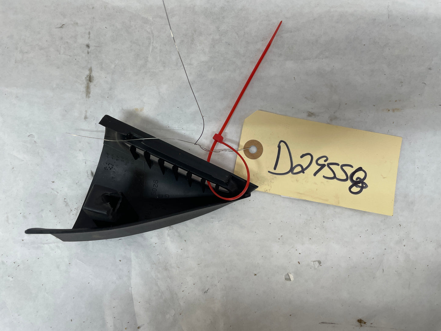 2005 Pontiac GTO RH Passenger Interior Defrost Trim Door Vent Triangle OEM