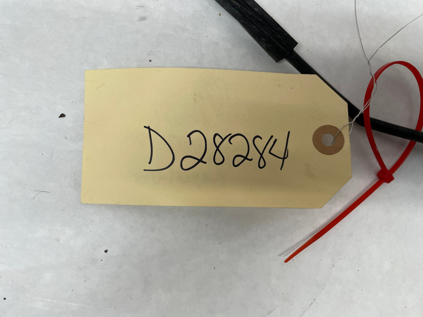 2001 Chevy C5 Corvette RH Passenger Front Window Regulator w/ Motor OEM - Day's Parts Yard