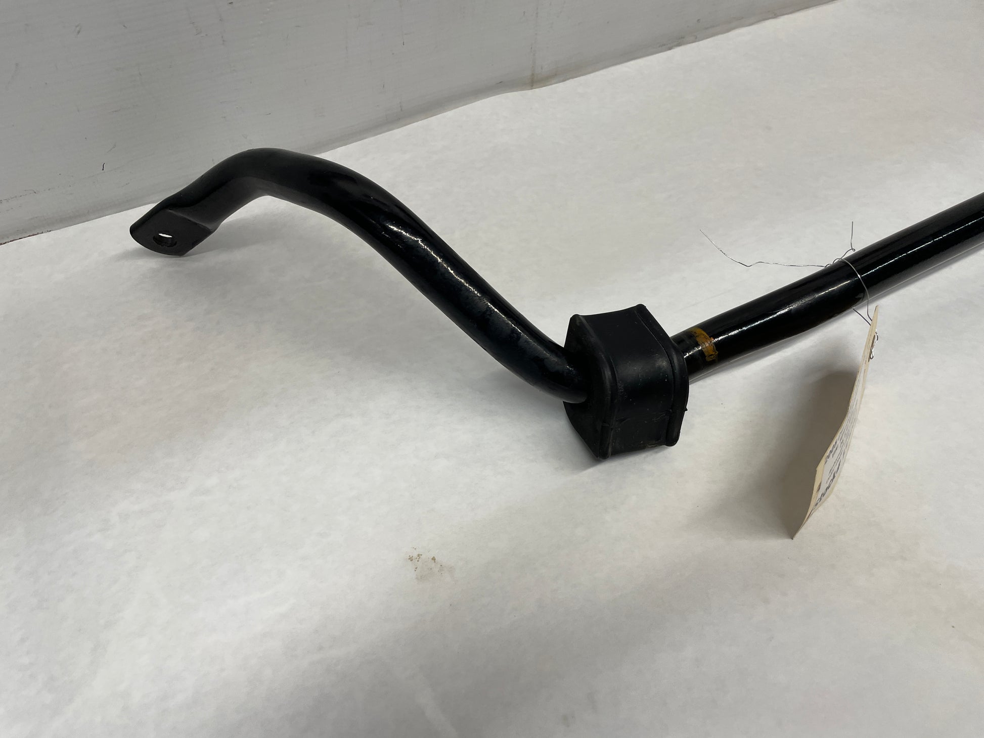 2005 Chevy C6 Corvette Front Suspension Stabilizer Sway Bar OEM - Day's Parts Yard