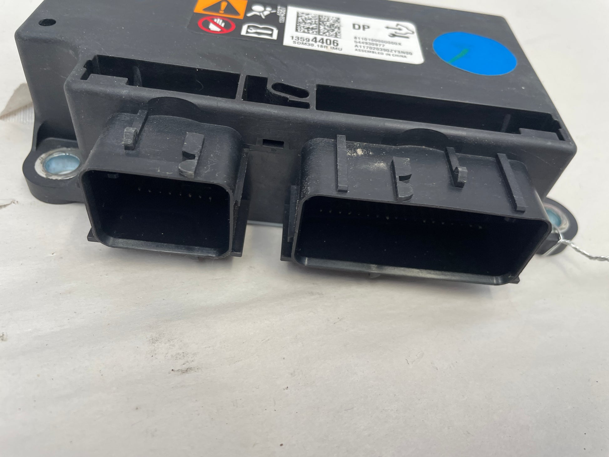 2017 Chevy SS Sedan Air Bag Module OEM - Day's Parts Yard