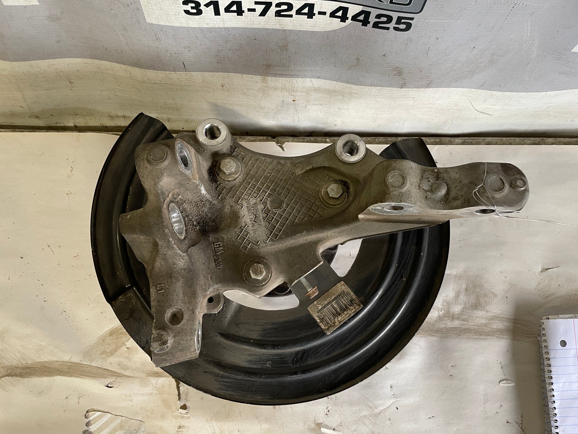 2014 Chevy SS Sedan Front LH Driver Spindle Knuckle Hub Assembly OEM - Day's Parts Yard
