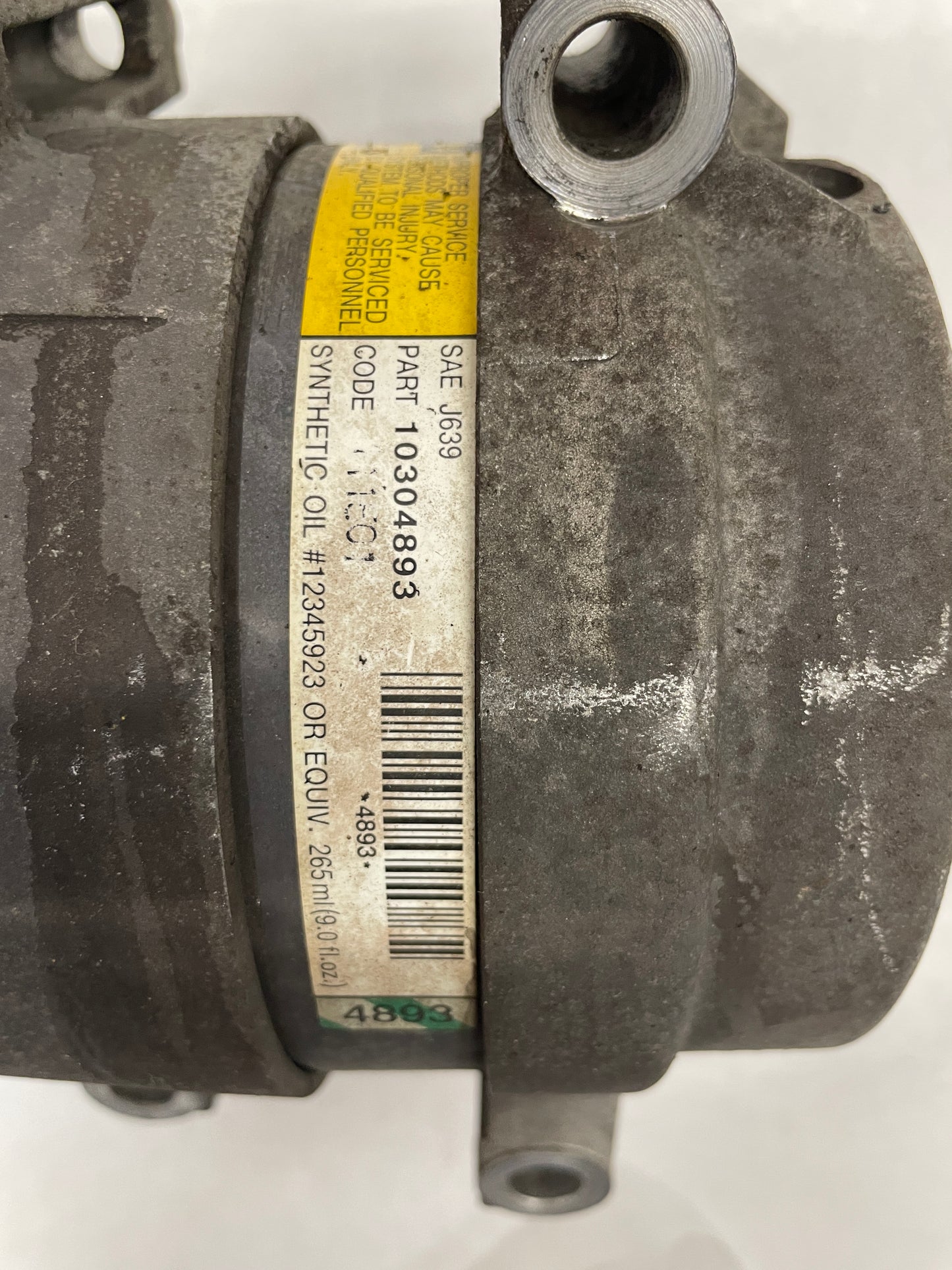 2001 Chevy C5 Corvette AC Compressor w/ Hardware OEM - Day's Parts Yard