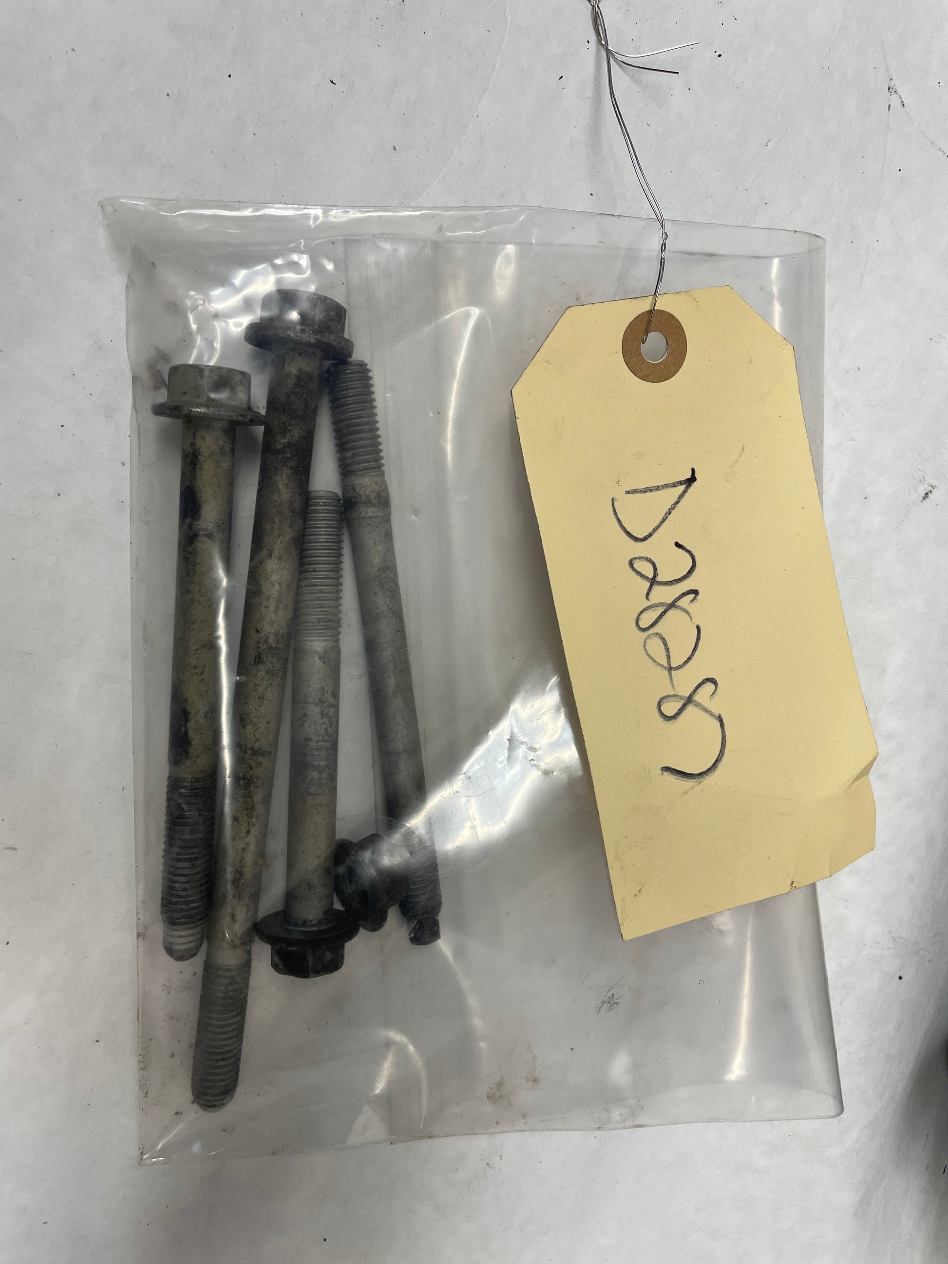 2001 Chevy C5 Corvette AC Compressor w/ Hardware OEM - Day's Parts Yard